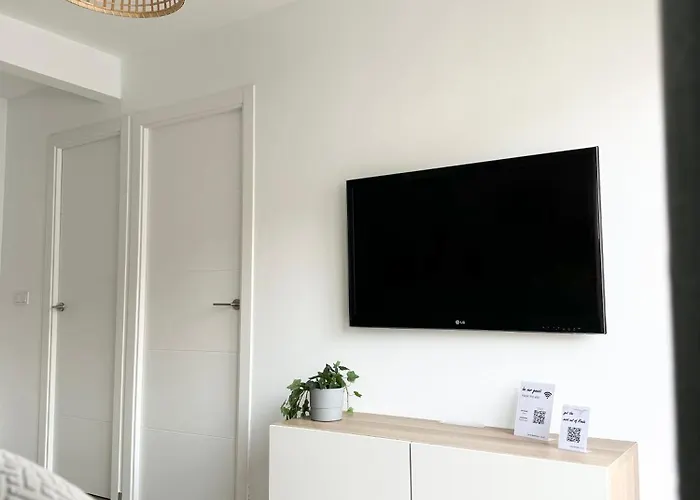 Aloha - Free Parking *