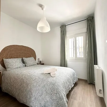 Aloha - Free Parking דירה